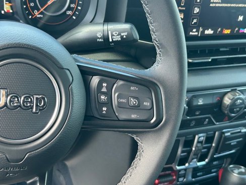 New 2025 Jeep Wrangler Unlimited Rubicon image 43