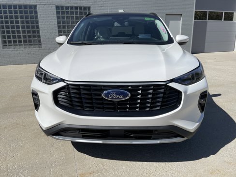 New 2026 Ford Escape SE image 9