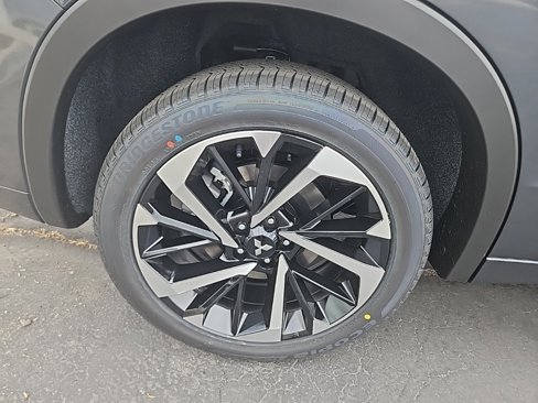 New 2025 Mitsubishi Outlander SEL image 8