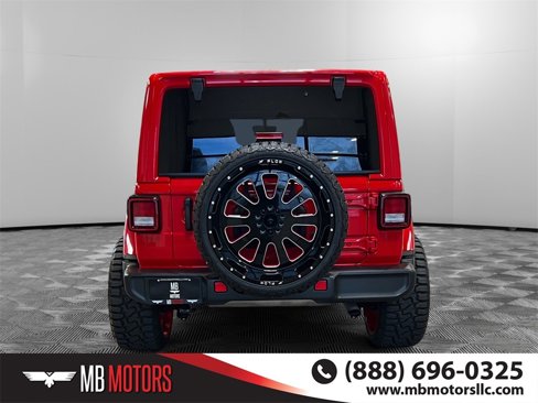 Used 2023 Jeep Wrangler Sahara w/ Cold Weather Group image 4