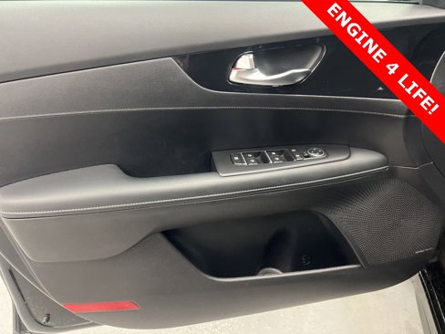 Used 2024 Kia Forte GT-Line w/ GT-Line Premium Package image 5