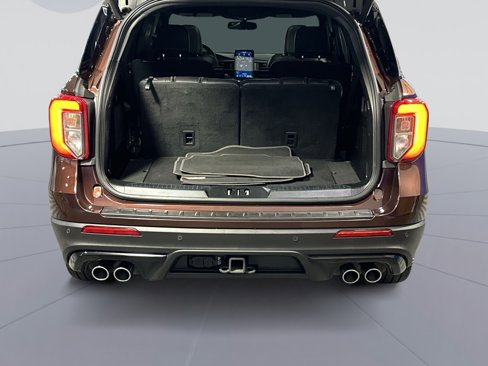 Used 2020 Ford Explorer ST w/ ST Street Pack image 30