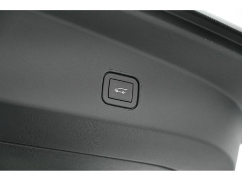 New 2026 Cadillac Lyriq V w/ Exterior Carbon Fiber Package image 46