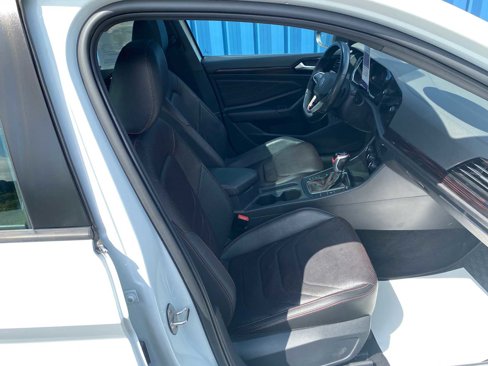 Used 2022 Volkswagen Jetta GLI Autobahn image 28
