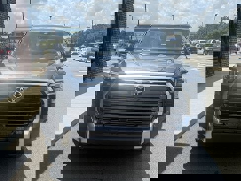 Used 2022 Toyota Tundra Limited image 9