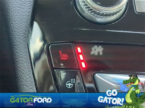 Used 2023 Ford Explorer Limited image 26