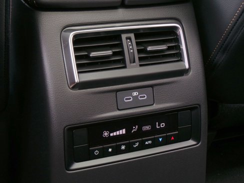 New 2025 MAZDA CX-90 Plug-In Hybrid w/Premium Sport image 18