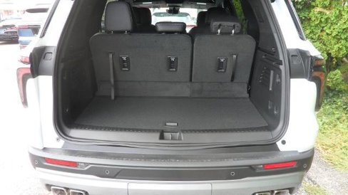 New 2026 Chevrolet Traverse LT w/ Driver Confidence Package image 10