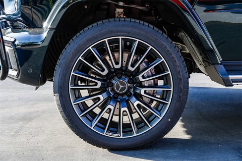 New 2025 Mercedes-Benz G 63 AMG 4MATIC image 9