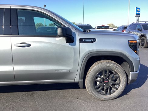 New 2026 GMC Sierra 1500 Elevation image 8