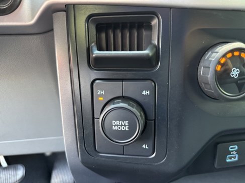 Used 2023 Ford F150 XLT image 19