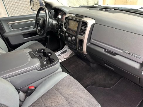 Used 2016 RAM 2500 Big Horn image 23