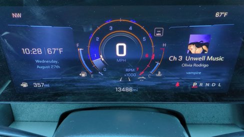 Used 2024 Chevrolet Traverse LT image 35