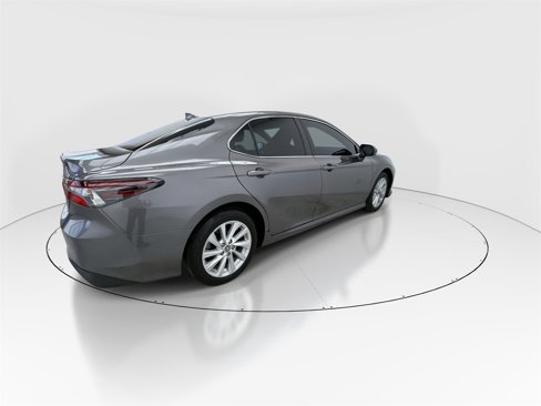Used 2023 Toyota Camry LE image 8