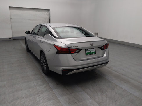 Used 2023 Nissan Altima 2.5 SV image 5