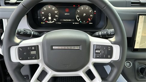 New 2025 Land Rover Defender 110 X-Dynamic SE image 14