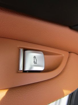 Used 2024 BMW X7 xDrive40i w/ Premium Package image 13