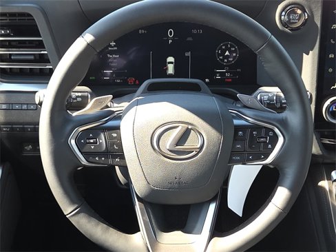Used 2025 Lexus GX 550 w/ Accessory Package (2T) image 14