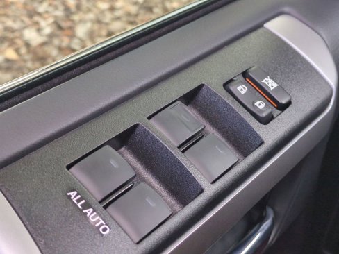 Used 2023 Toyota 4Runner Limited image 25