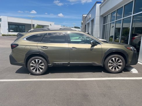 Certified 2025 Subaru Outback Touring XT w/ Popular Package #2 image 3