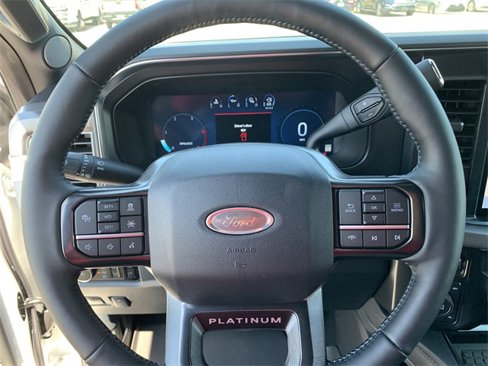 Used 2025 Ford F450 Platinum image 34