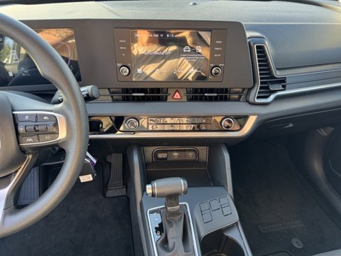 New 2025 Kia Sportage LX image 19