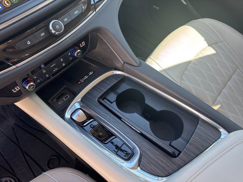 Used 2023 Buick Enclave Avenir w/ Avenir Technology Package image 15