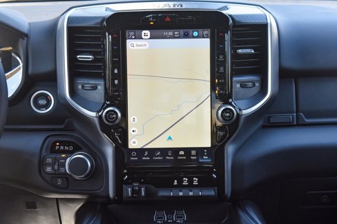 New 2026 RAM 1500 4x4 Crew Cab image 17