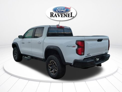 Used 2023 Chevrolet Colorado ZR2 image 6