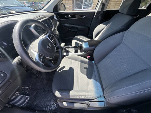 Used 2020 Kia Sorento AWD V6 image 3