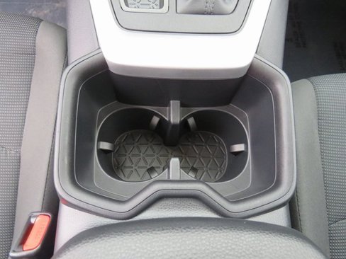 Certified 2025 Toyota RAV4 LE image 22