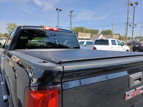 Used 2014 GMC Sierra 1500 SLT w/ SLT Crew Cab Value Package image 18