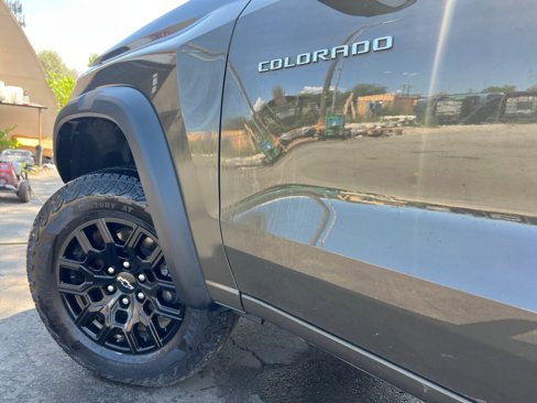 Used 2023 Chevrolet Colorado Trail Boss w/ Technology Package image 36