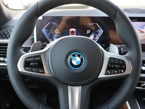 New 2026 BMW X5 xDrive50e w/ Executive Package image 33