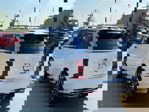 New 2026 Hyundai Palisade Calligraphy image 9