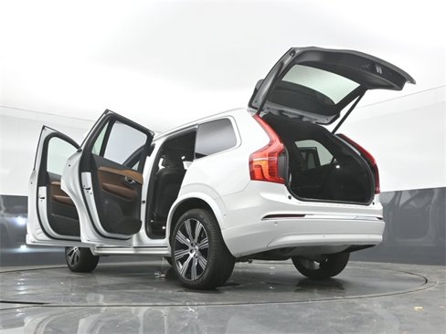 Used 2024 Volvo XC90 B6 Plus w/ Protection Package Premier image 48