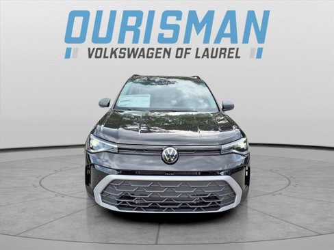 New 2025 Volkswagen Taos S image 8