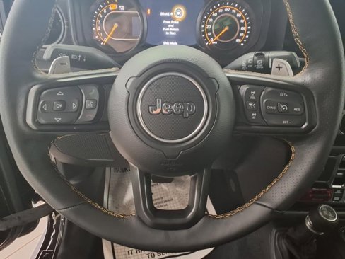 New 2025 Jeep Wrangler Unlimited Rubicon 392 image 13
