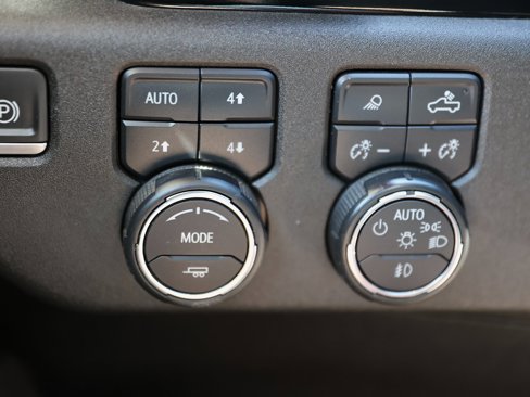 Certified 2024 Chevrolet Silverado 3500 LTZ w/ LTZ Premium Package image 42