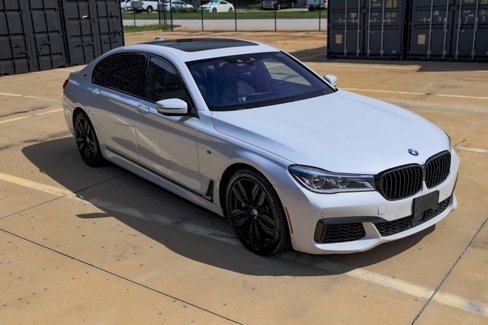 Used 2019 BMW M760i xDrive image 17