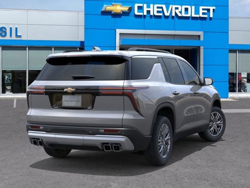 New 2026 Chevrolet Traverse LT image 4