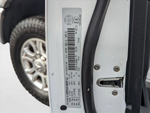 Used 2015 RAM 3500 Laramie image 24