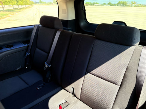 Used 2013 Chevrolet Suburban LS w/ Convenience Package 1 image 10