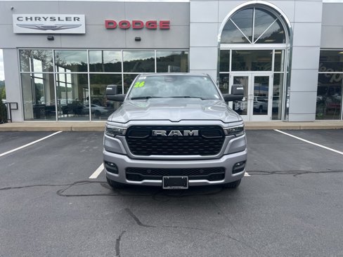 New 2026 RAM 1500 4x4 Crew Cab image 8