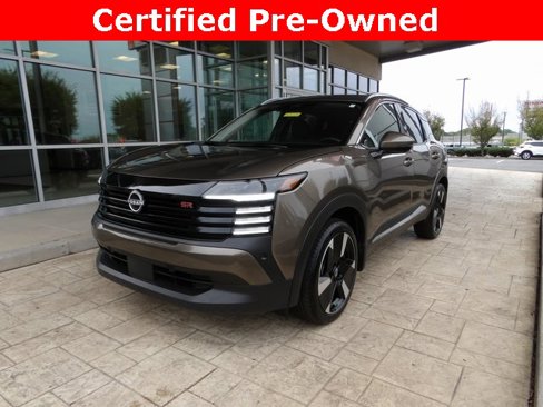 Certified 2025 Nissan Kicks SR image 1