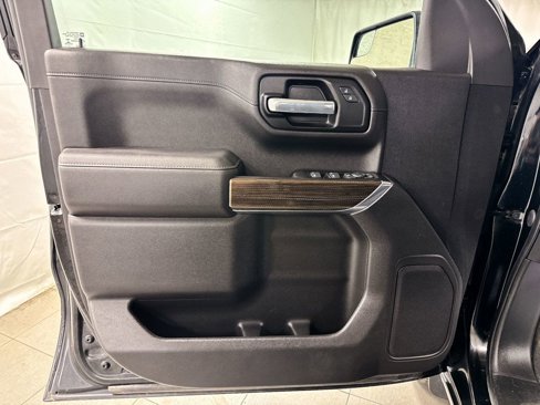 Used 2022 Chevrolet Silverado 1500 LT image 14