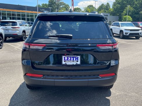 New 2025 Jeep Grand Cherokee Limited image 6