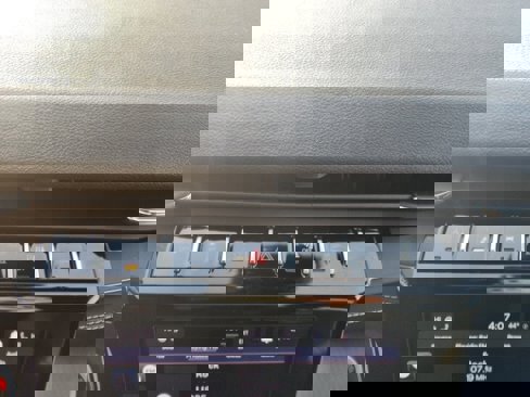New 2025 Jeep Grand Cherokee L Altitude image 5