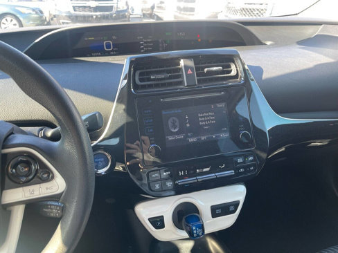Used 2017 Toyota Prius Two image 15