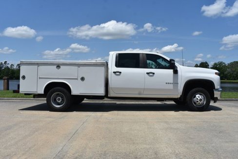 Used 2022 Chevrolet Silverado 3500 W/T w/ WT Convenience Package image 3
